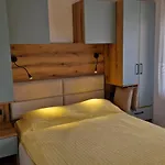 Niko * Grebaštica